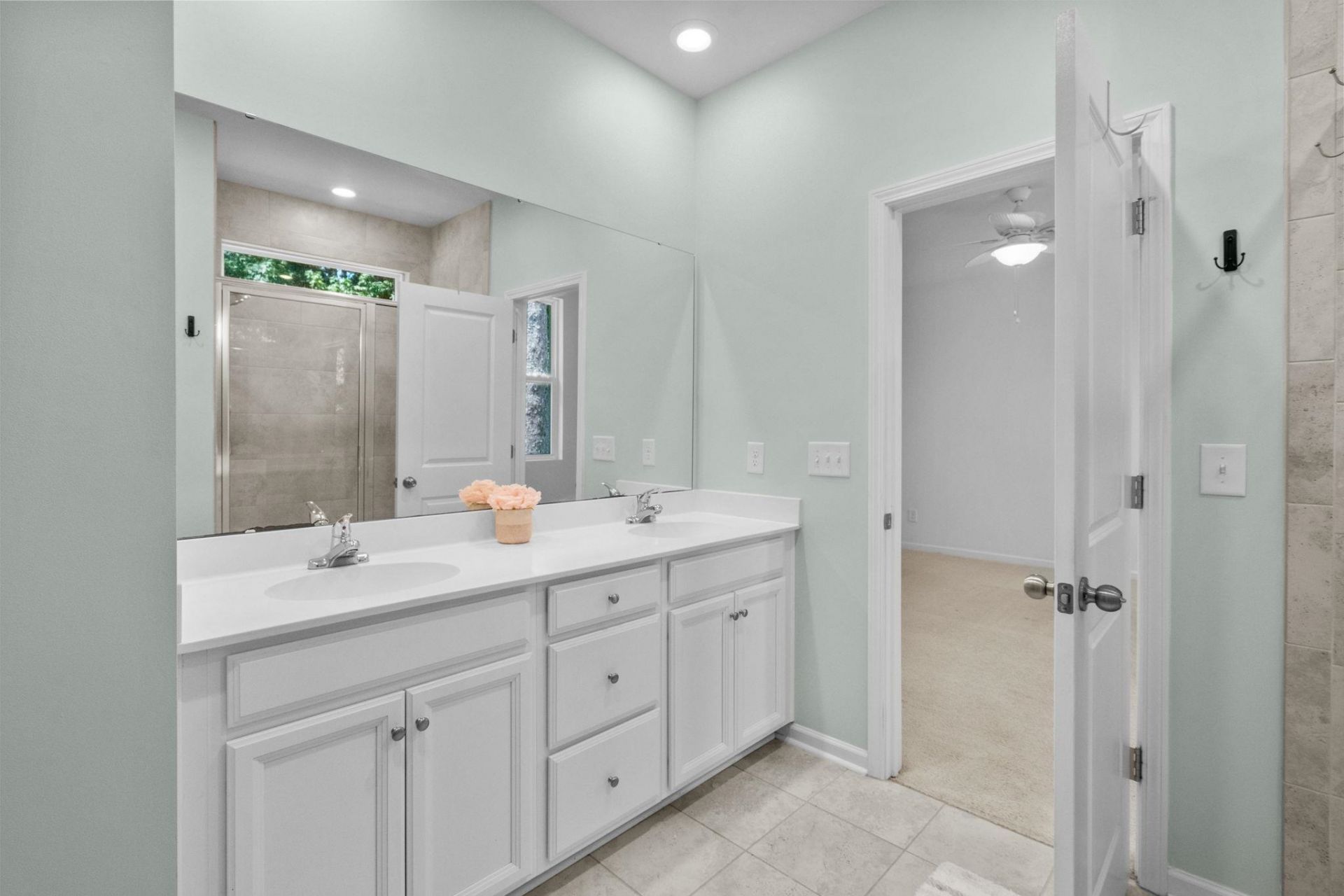 4714 Cloisters Ln. Photo 6