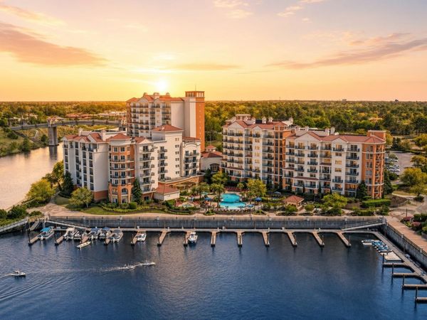 8121 Amalfi Pl., Unit PH 4-1202, Myrtle Beach, SC 29572