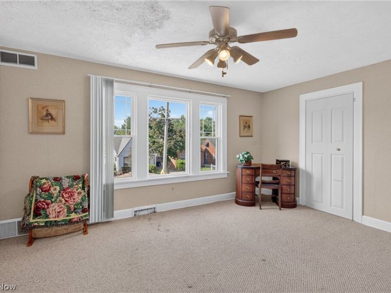 14512 Orchard Park Avenue, Cleveland, OH 44111 Photo 11