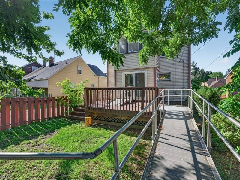 14512 Orchard Park Avenue, Cleveland, OH 44111 Photo 20