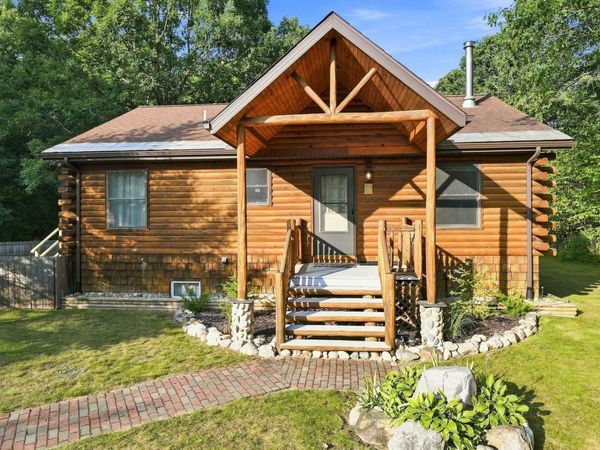 2085 Mannsiding Road E, Harrison, MI 48625