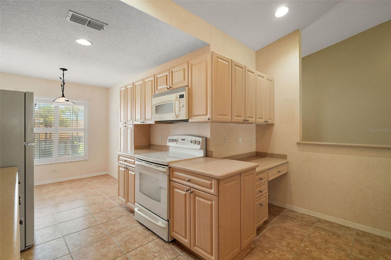5368 Compass Point, Unit 202, Oxford, FL 34484 Photo