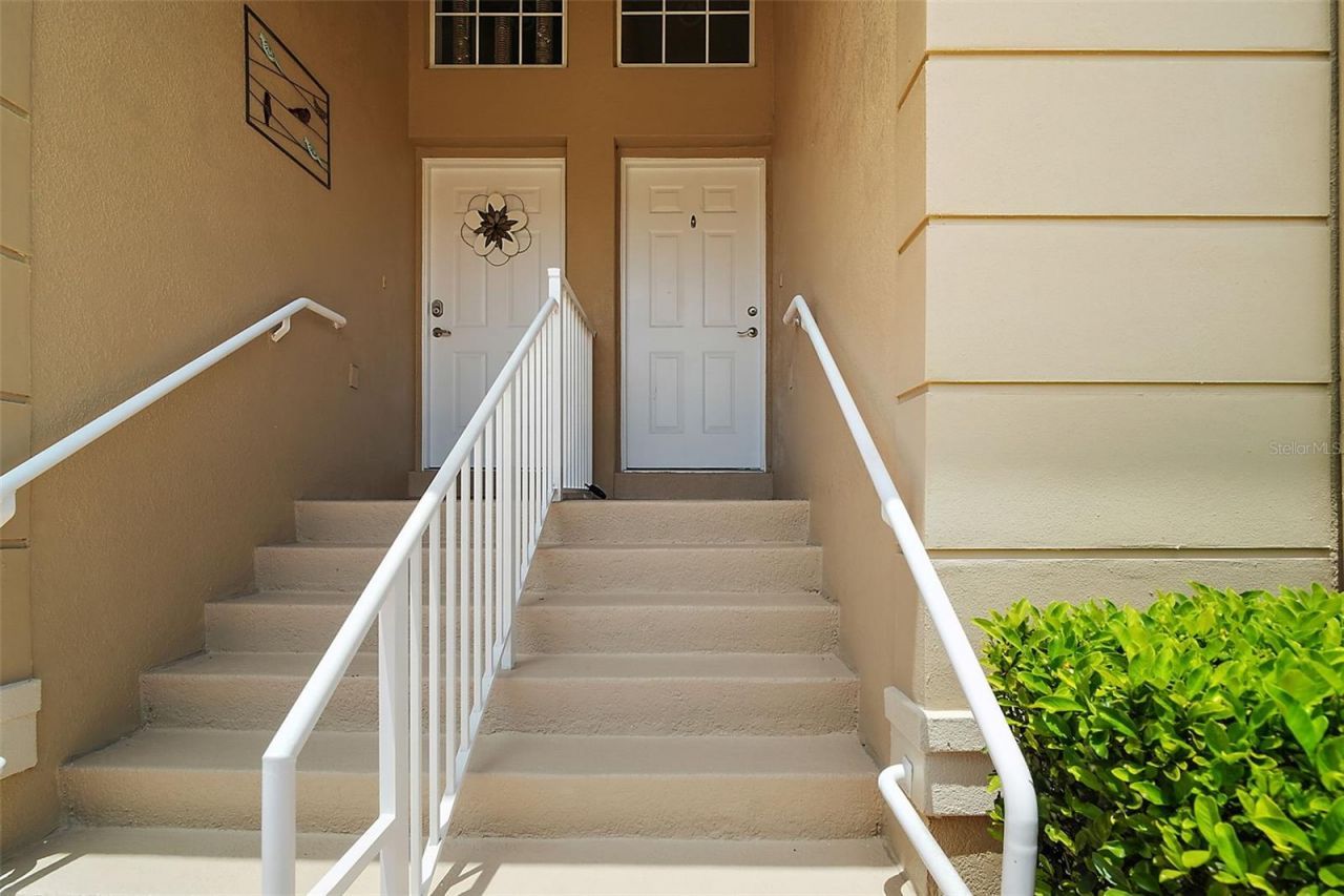 5368 Compass Point, Unit 202, Oxford, FL 34484 Photo