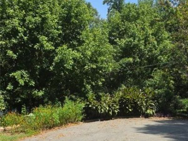3407 Lawrence Street , Scottdale, GA 30079