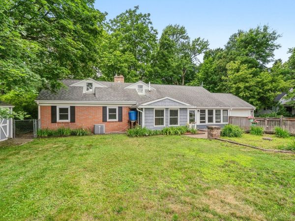 1218 Pinehurst Boulevard, Kalamazoo, MI 49006