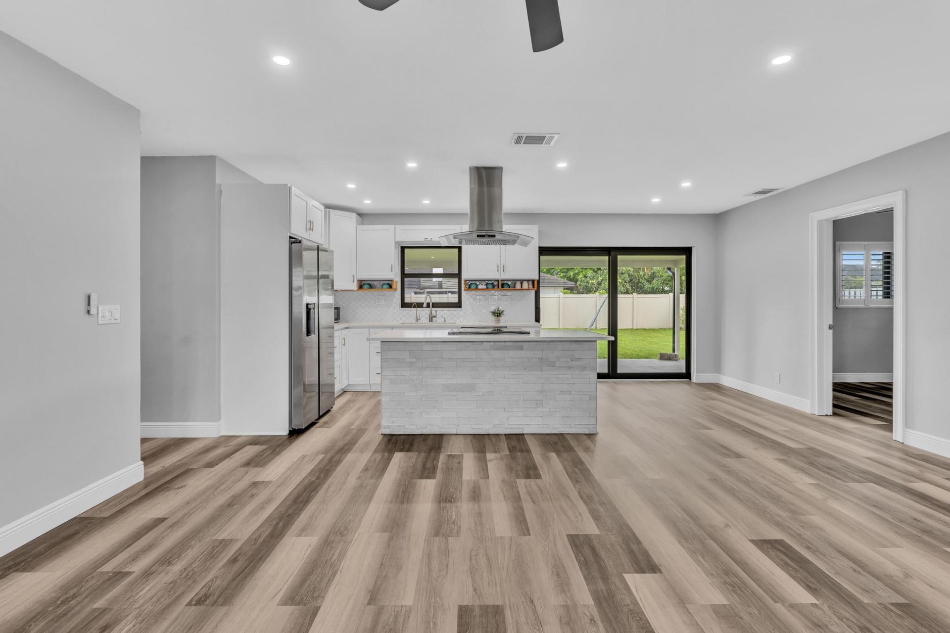 2056 Park Place, Boca Raton, FL 33486 Photo