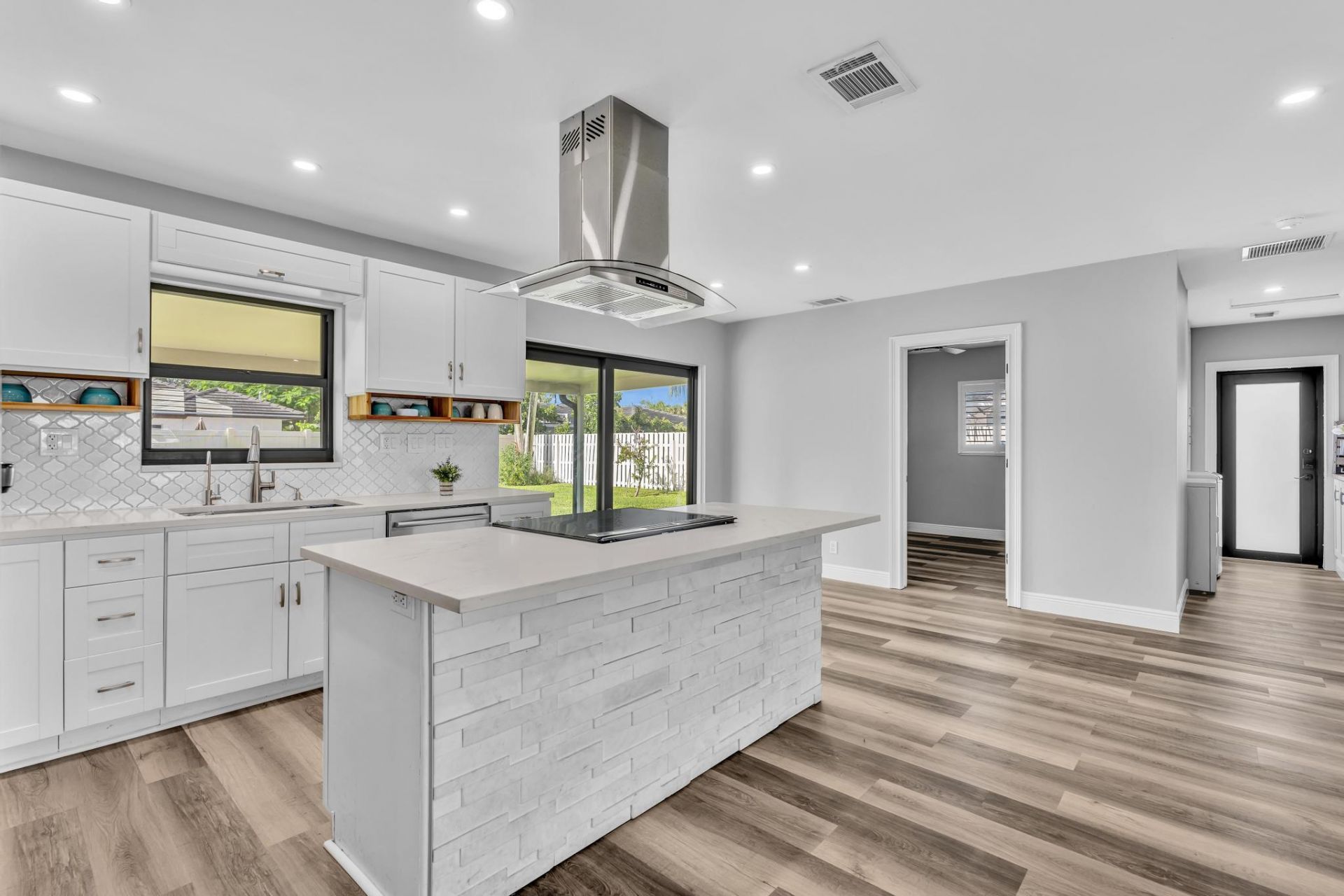2056 Park Place, Boca Raton, FL 33486 Photo