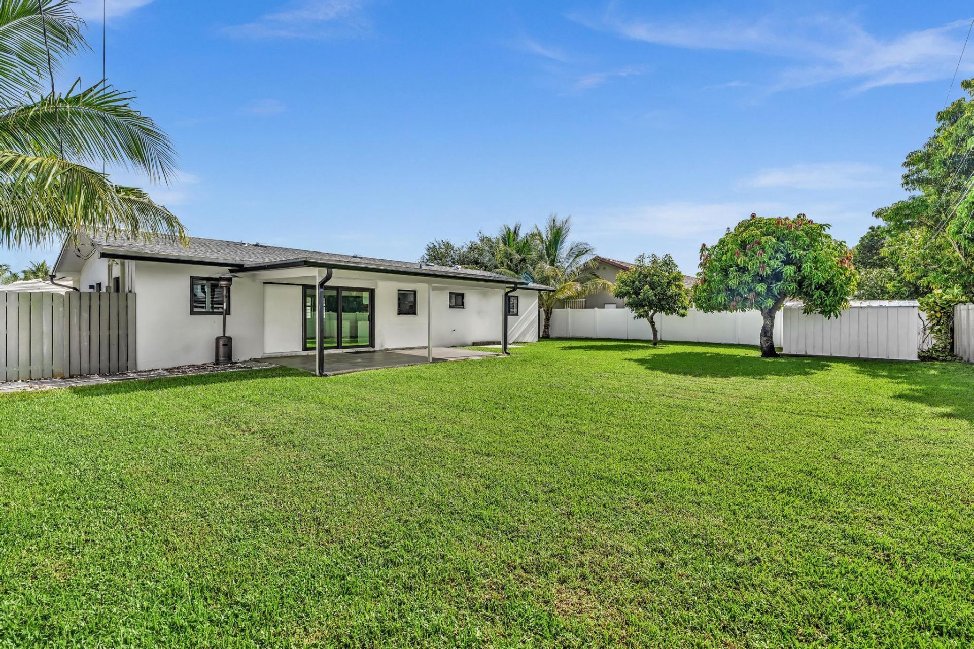 2056 Park Place, Boca Raton, FL 33486 Photo