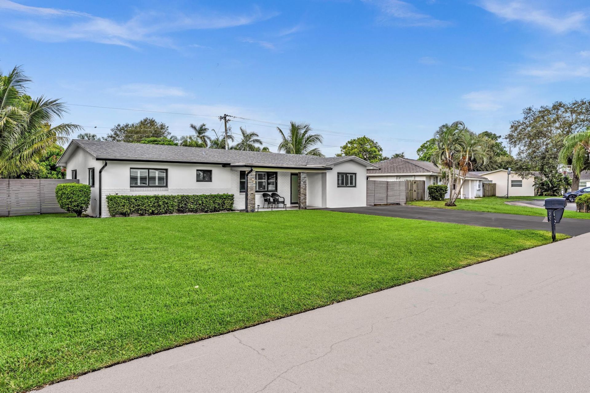 2056 Park Place, Boca Raton, FL 33486 Photo