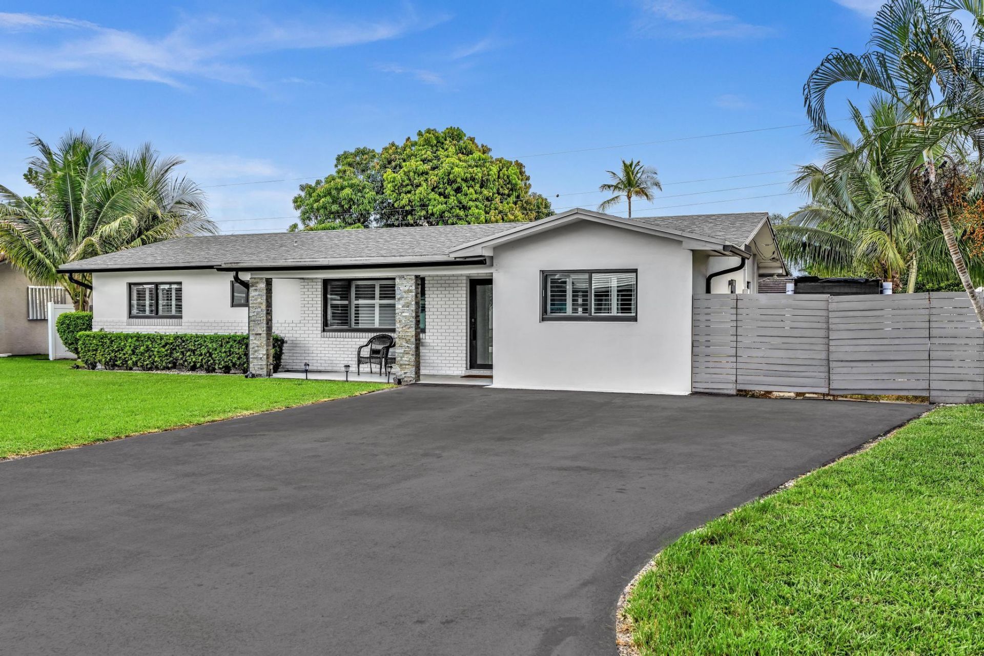 2056 Park Place, Boca Raton, FL 33486 Photo