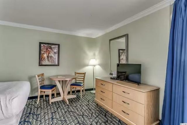 2201 S Ocean Blvd. Photo 31