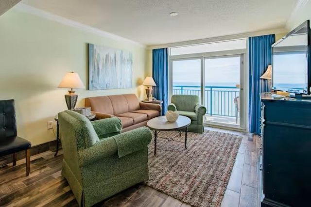2201 S Ocean Blvd. Photo 5