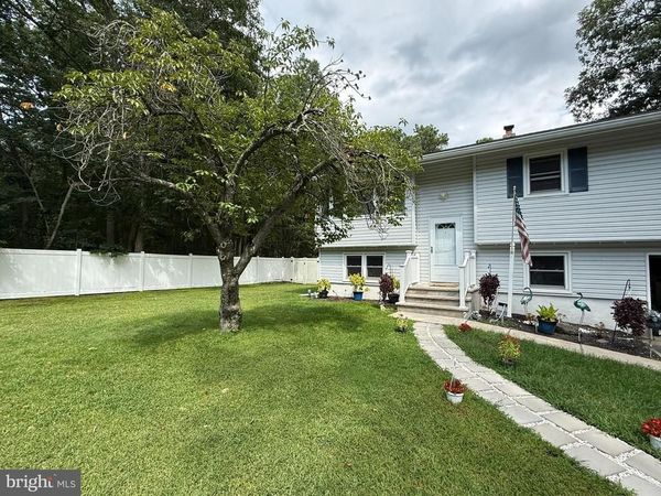 43 WALTER DRIVE, JACKSON, NJ 08527