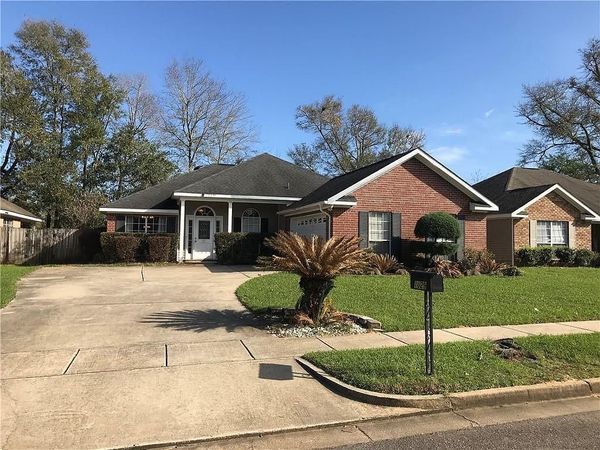 1829 Kendall Court E, Mobile, AL 36695