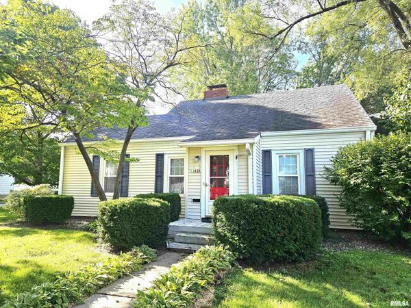 1426 W LOSEY Street, Galesburg, IL 61401