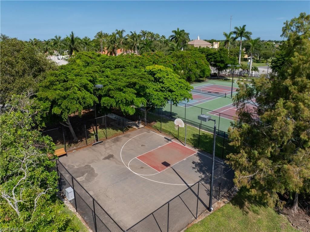 5610 Cape Harbour Dr , Unit 201, Cape Coral, FL 33914 Photo