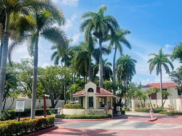20005 NE 3rd Ct , Unit 5, Miami, FL 33179