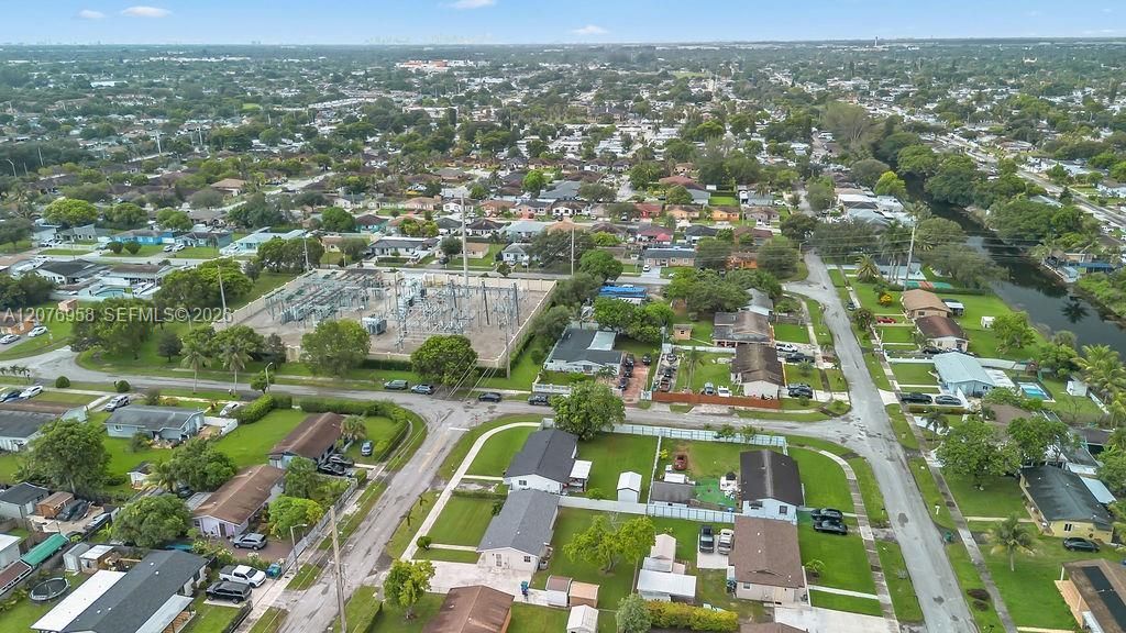20400 NW 38th Ct, Miami Gardens, FL 33055 Photo