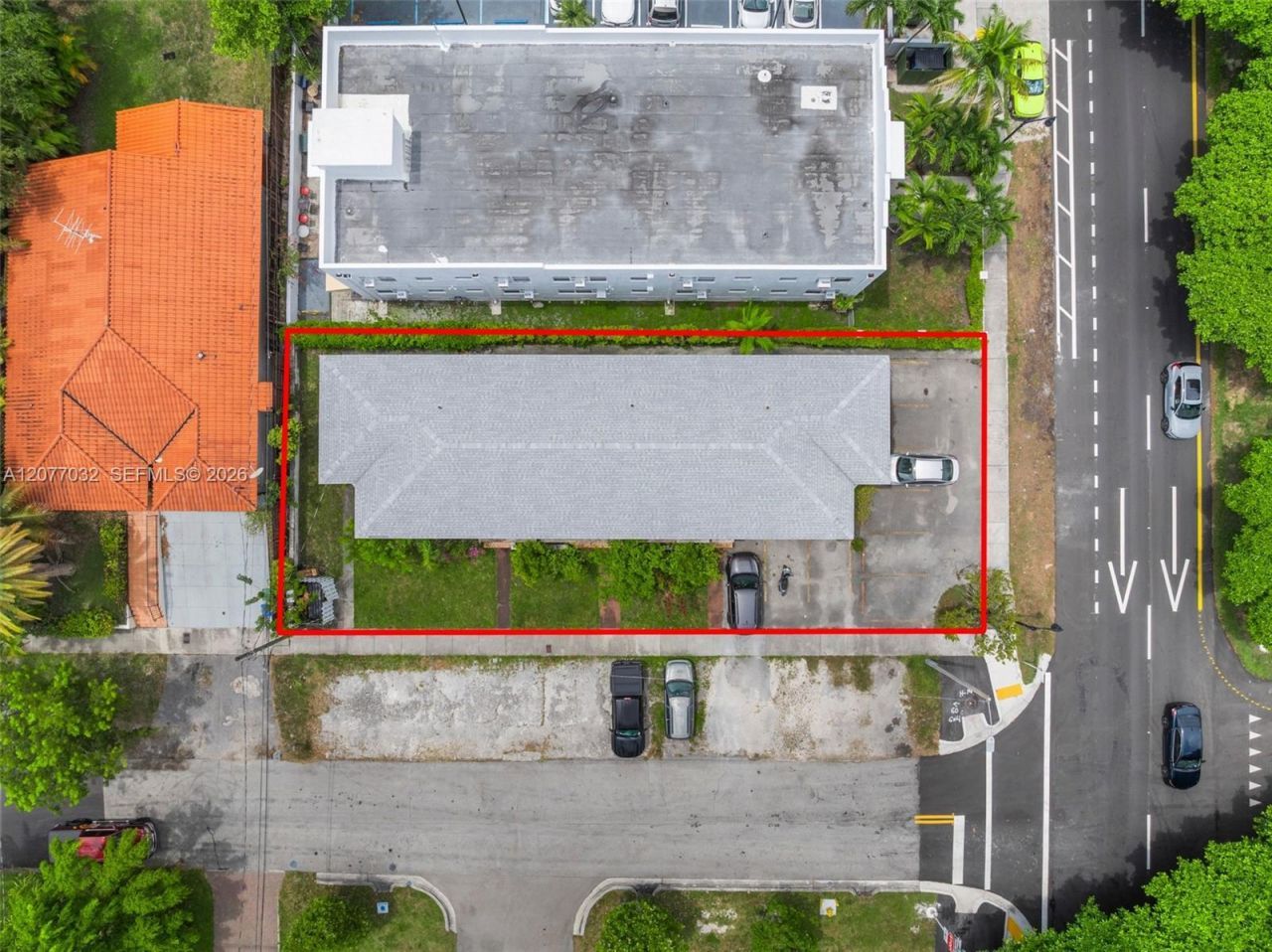 2101 SW 3rd Ave , Miami, FL 33129 Photo