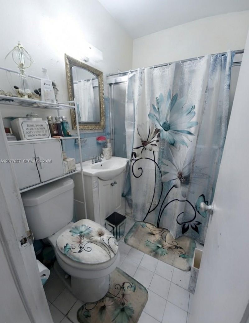 8210 NW 34th Ave, Miami, FL 33147 Photo