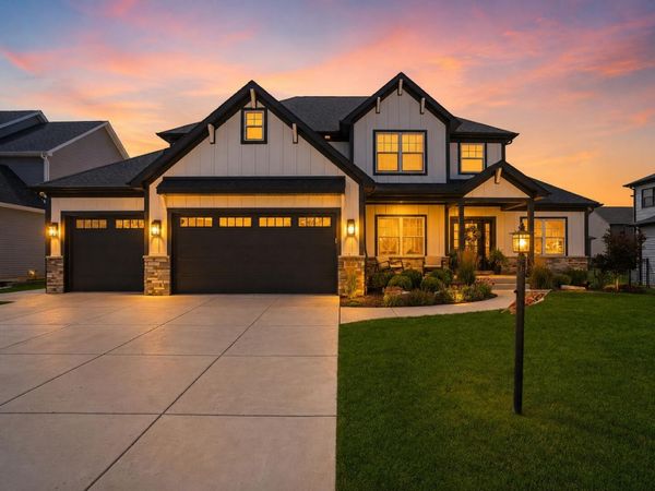 2047 Louis Drive, Crown Point, IN 46307