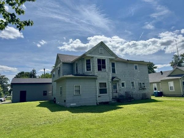 506 W Reynolds Street , Pontiac, IL 61764