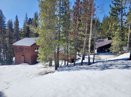 50926 Conifer Drive , Soda Springs, CA 95728 Photo
