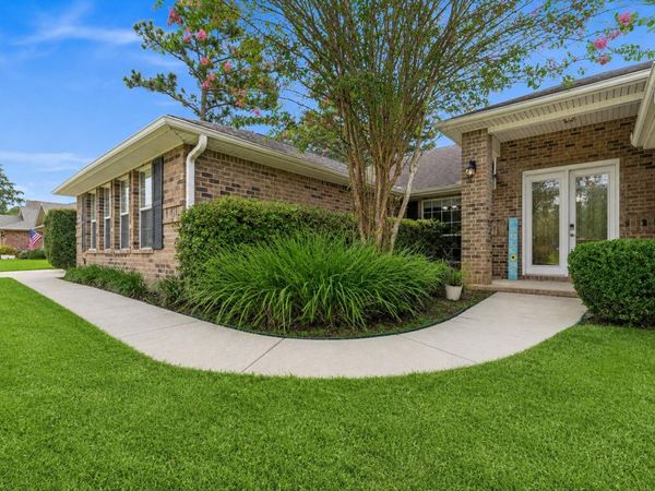 5925 Wind Trace Road, Crestview, FL 32536