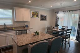 1032 Cameron Ridge Drive photo 4