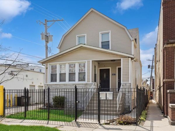 4817 W Dakin Street , Chicago, IL 60641