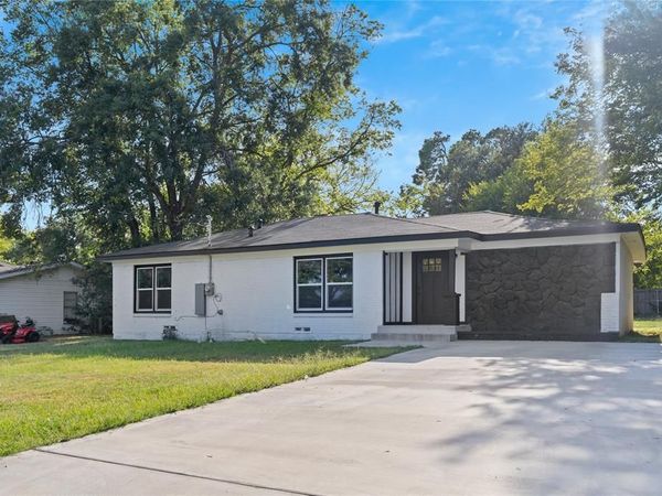 1613 Irwin Lane , Sulphur Springs, TX 75482