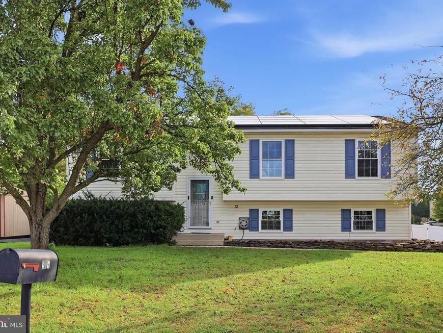 217 Roth Avenue, Taneytown, MD 21787 Main Photo