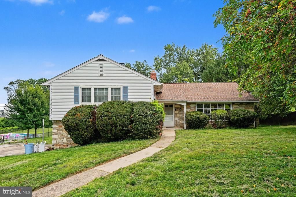 8403 NEWBOLD LANE , GLENSIDE, PA 19038