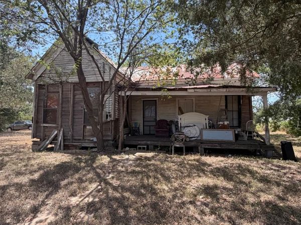 506 S Avenue C, Elgin, TX 78621