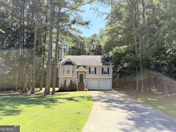 11 Woodvine Court, White, GA 30184