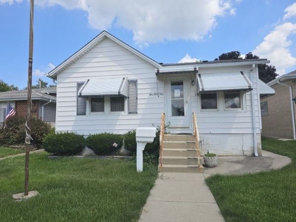 541 Mccarthy Street, Lemont, IL 60439