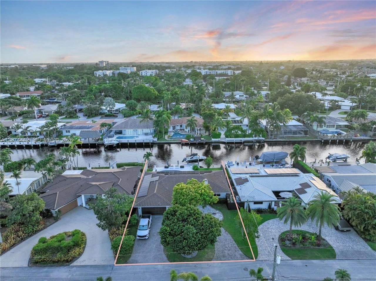 2225 NE 16th Ave, Wilton Manors, FL 33305 Photo