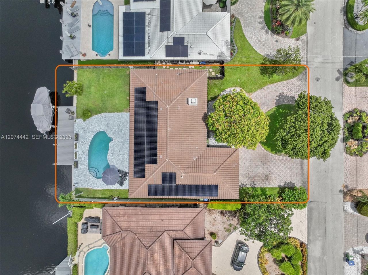 2225 NE 16th Ave, Wilton Manors, FL 33305 Photo