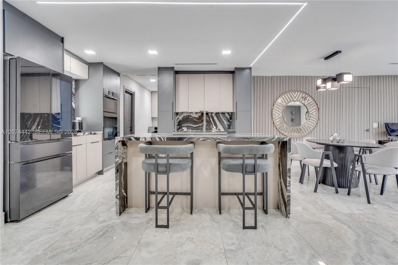 2225 NE 16th Ave, Wilton Manors, FL 33305 Photo