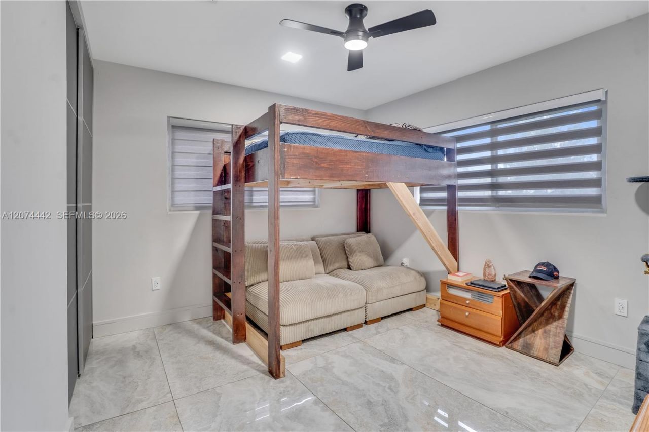 2225 NE 16th Ave, Wilton Manors, FL 33305 Photo