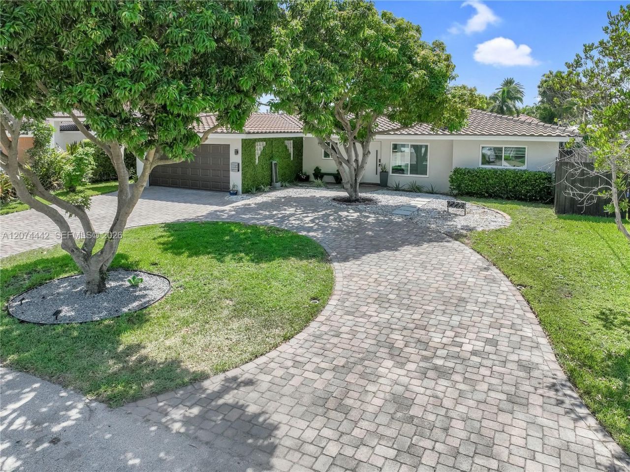 2225 NE 16th Ave, Wilton Manors, FL 33305 Photo