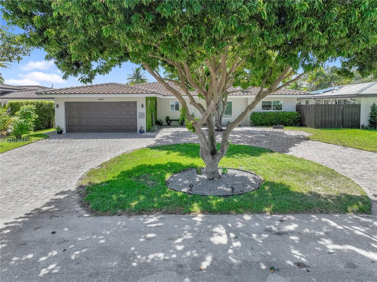 2225 NE 16th Ave, Wilton Manors, FL 33305 Photo