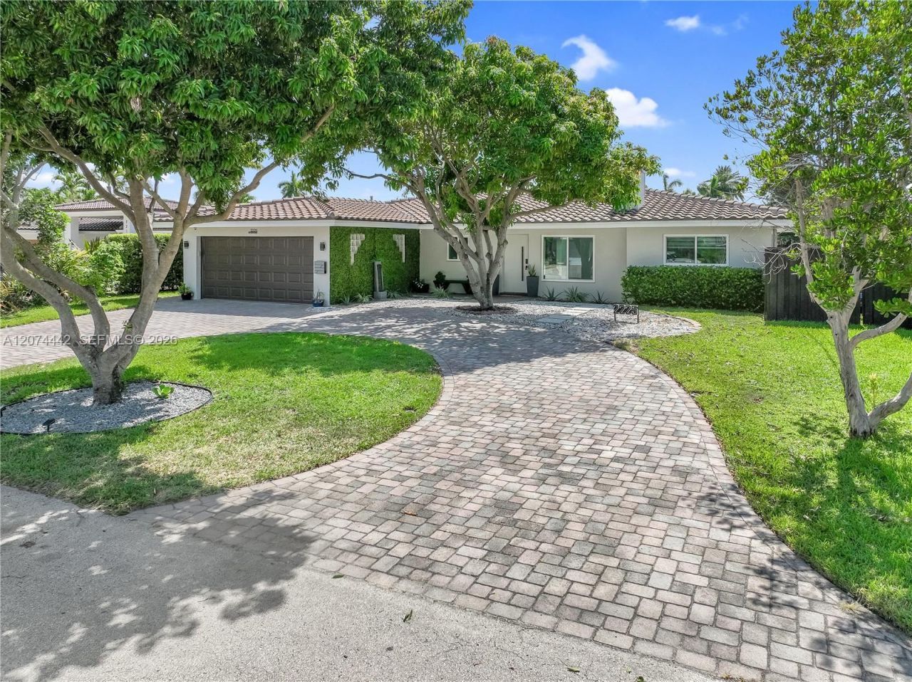 2225 NE 16th Ave, Wilton Manors, FL 33305 Photo