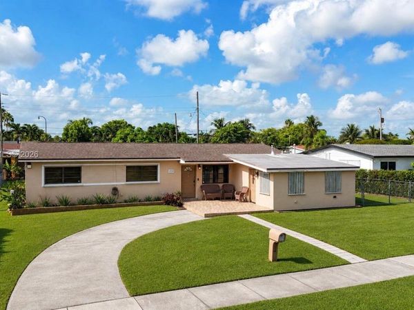 9500 Cutler Ridge Dr , Cutler Bay, FL 33157