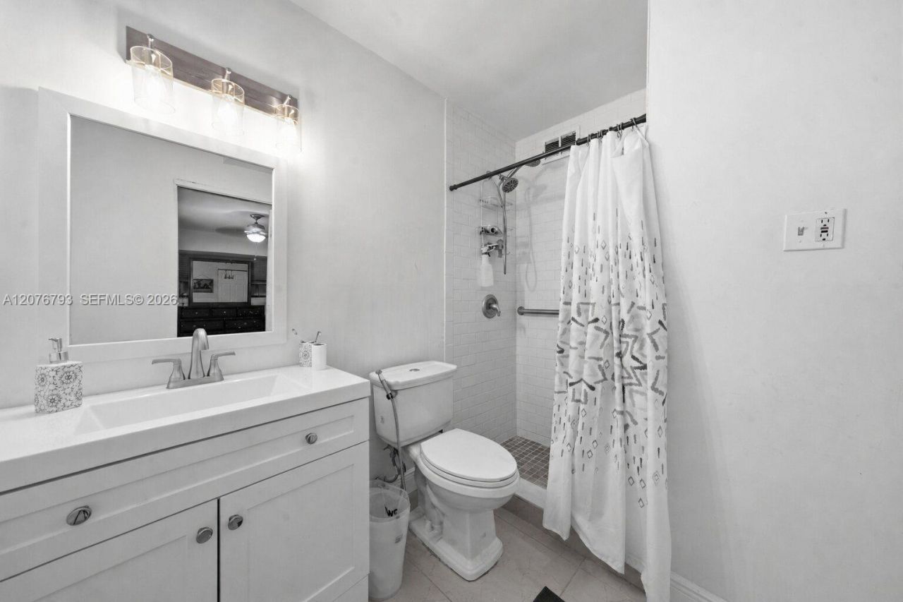 9500 Cutler Ridge Dr , Cutler Bay, FL 33157 Photo
