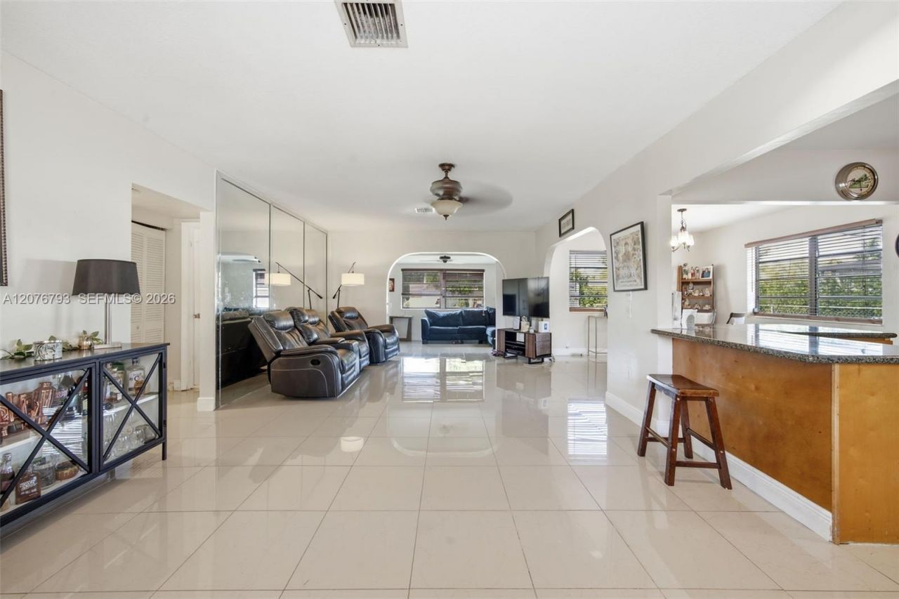 9500 Cutler Ridge Dr , Cutler Bay, FL 33157 Photo