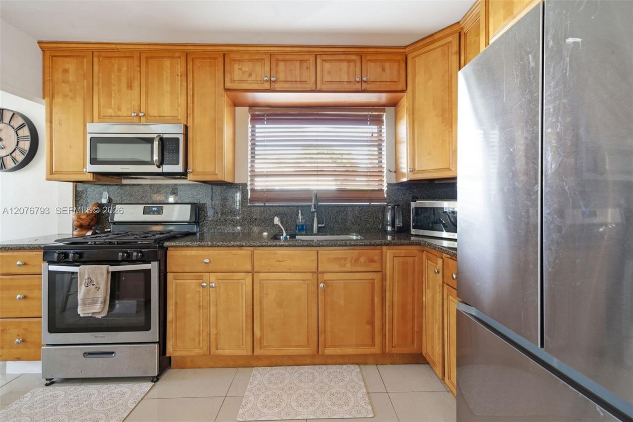 9500 Cutler Ridge Dr , Cutler Bay, FL 33157 Photo