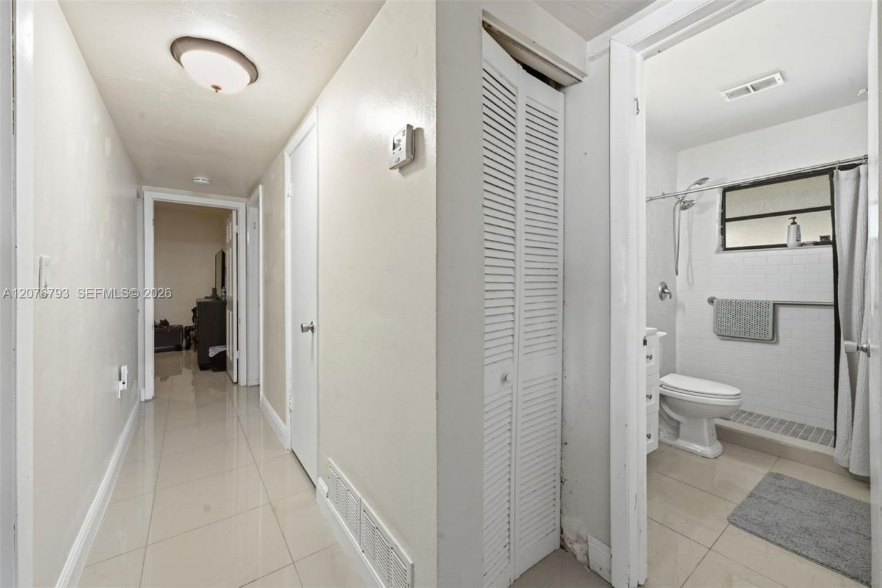 9500 Cutler Ridge Dr , Cutler Bay, FL 33157 Photo