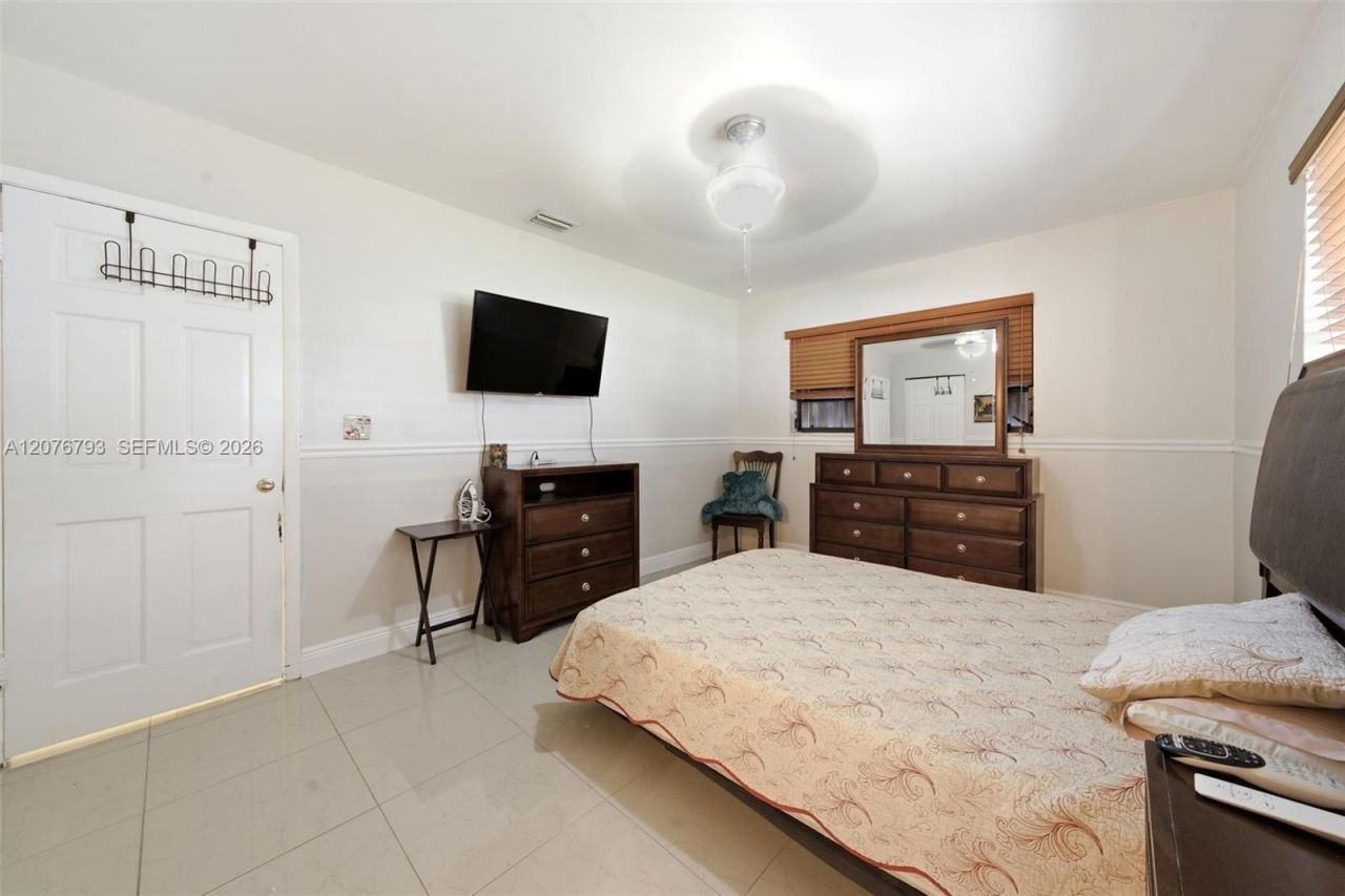 9500 Cutler Ridge Dr , Cutler Bay, FL 33157 Photo