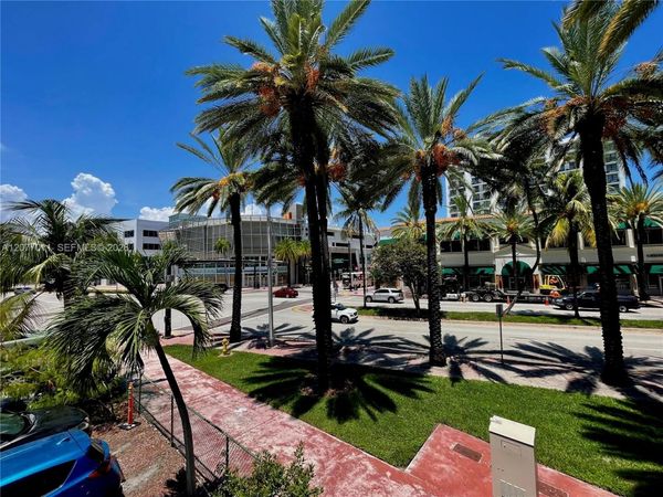 441 Collins Ave, Unit 30, Miami Beach, FL 33139